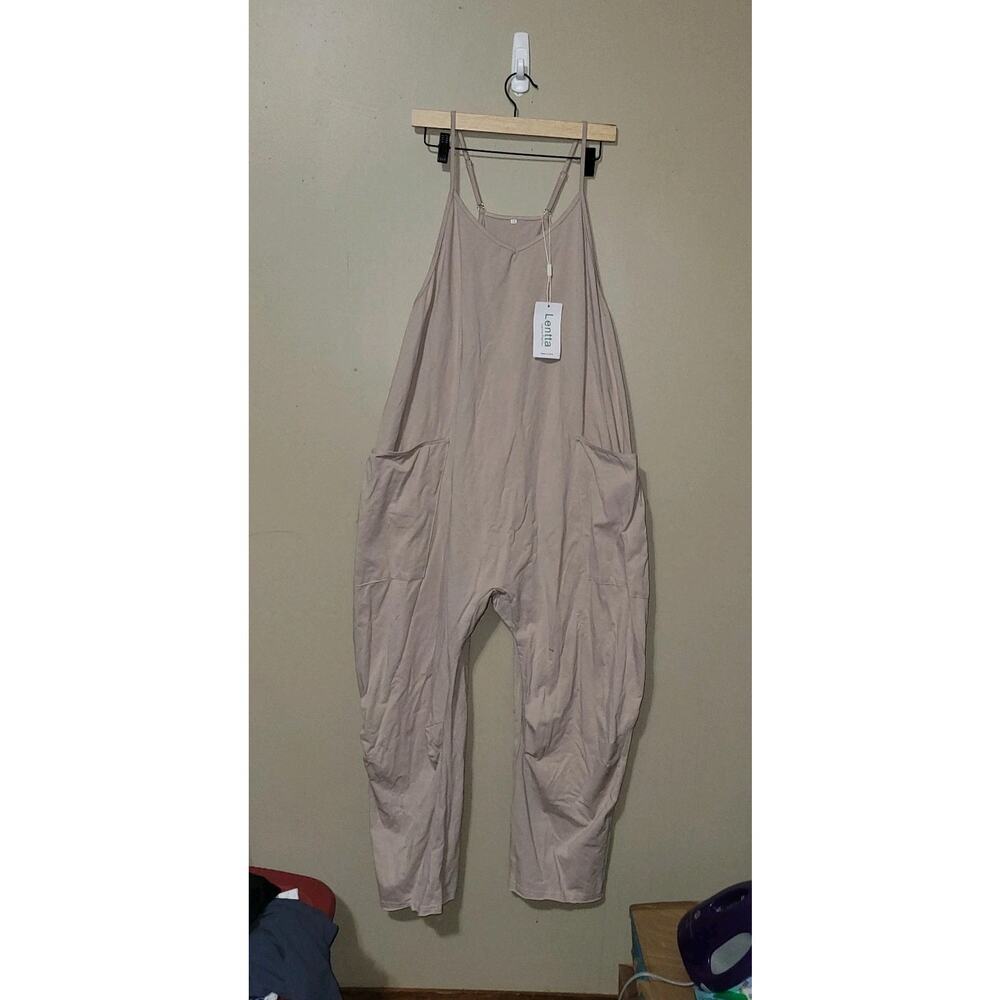 Lentta‎ Fashion Women's 2XL Beige Sleeveless Casual Jumpsuit w/Pockets